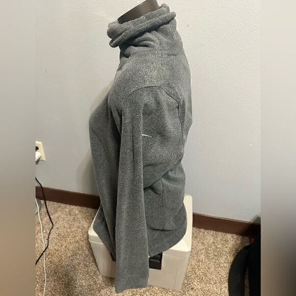 Nike Gray DriFit Women's Medium Thick Turtleneck Sweatshirt - Picture 2 of 5